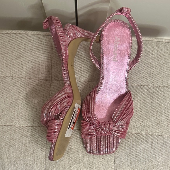 Abound Shimmering Pink Heeled Sandals 6M - Picture 3 of 5